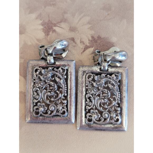 Vintage Napier "Doris Day" earrings in silver tone with a filigree design - Picture 4 of 10